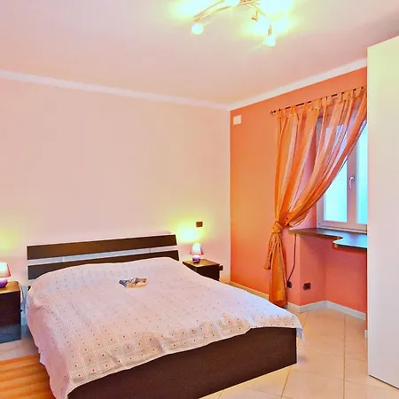 Cecasch Sei Apartment